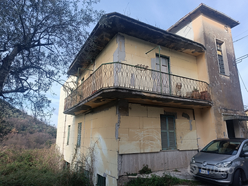 Casa indipendente da ristrutturare