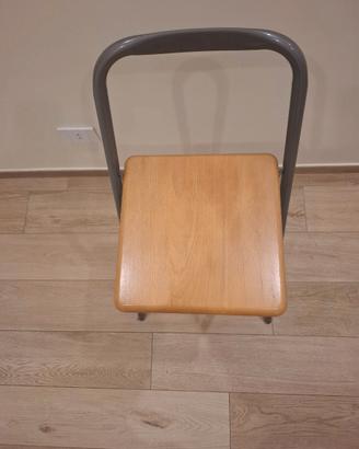 Sgabello ufficio