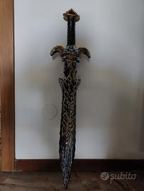 Spada fantasy per cosplay