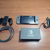 Nintendo switch seriale basso come nuova 