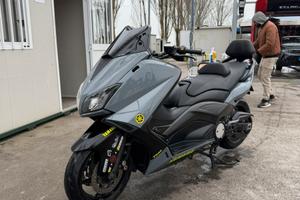Yamaha tmax 530