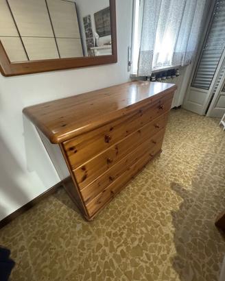 Comò in legno massello