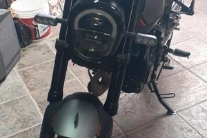 Benelli Leoncino 125