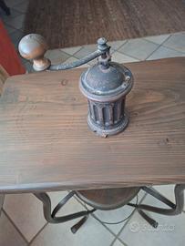 macinacaffe' antico