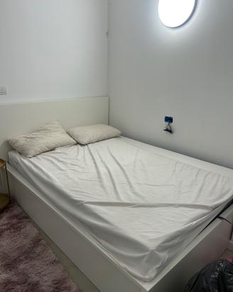Letto a una piazza e mezzo contenitore