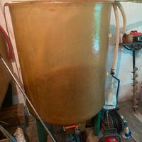 Botte in vetroresina con coerchio