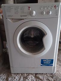 Lavatrice indesit