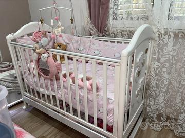 Culla completa, fasciatoio, dondolo, set borsone