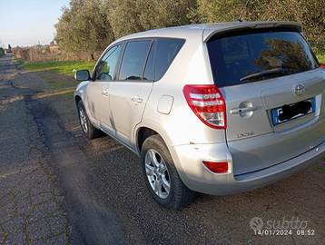 Toyota RAV4 2.2 d4d 150 cv euro5 4x4