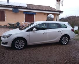 Opel astra sport tourer 1.7 s.w