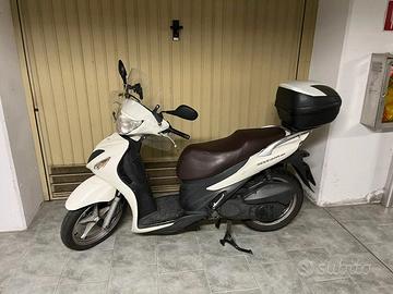Suzuki sixteen 150