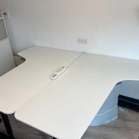 Scrivania angolare  Ikea Bekant
