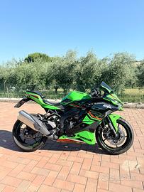 Kawasaki Ninja ZX-4 RR - 5.542 Km - Garanzia 2028