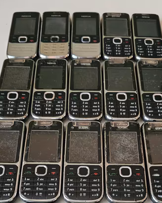 Lotto n. 15 Cellulari Nokia C2-01 2730 No Batterie