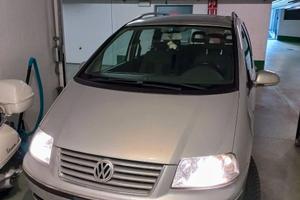 VW Sharan  1.9 TDI 4Motion