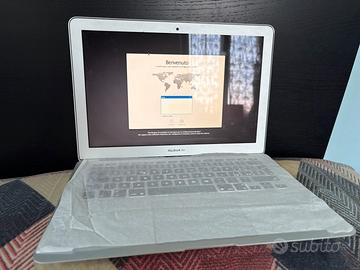MacBook Air 13” (2014) perfettamente funzionante