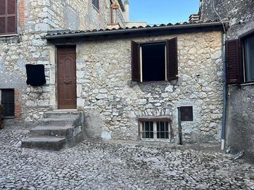 3 LOCALI A VEROLI