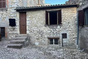 3 LOCALI A VEROLI