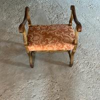 Sgabello antiquariato