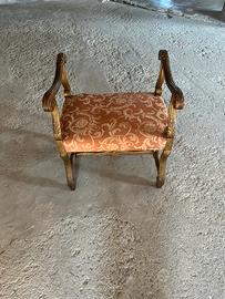 Sgabello antiquariato