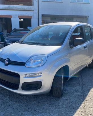 Fiat Panda LOUNGE SENSORI PARCHEGGIO PREZZO REALE