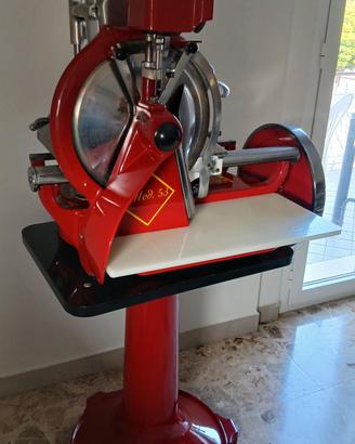 Affettatrice IRONWEED  tipo 330 con piedistallo
