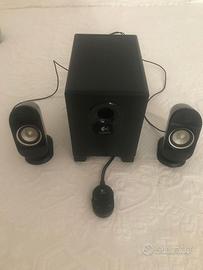 Sistema di altoparlanti stereo Logitech X-210 2.1