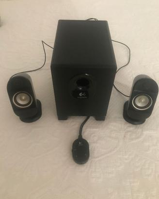 Sistema di altoparlanti stereo Logitech X-210 2.1