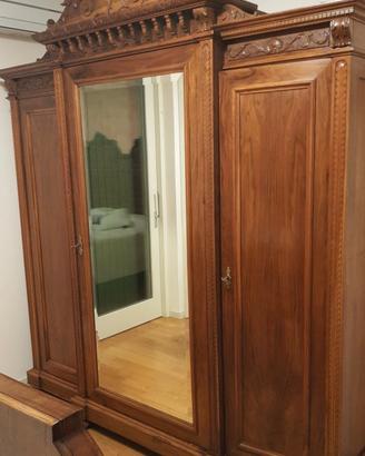 armadio in noce fine 800
