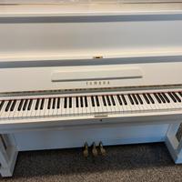 Pianoforte bianco- yamaha u1 bianco