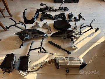 Pezzi di ricambio BMW GS 1250 triple black