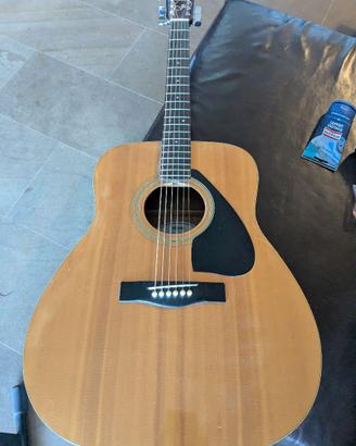 Chitarra acustica Yamaha FG-410