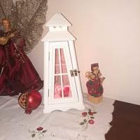 Lanterna artigianale a forma di faro