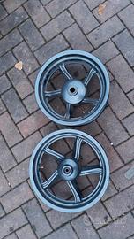 Downtown 125 '16 : abs km sella forcella cerchio p