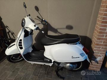 Vespa GTS 300