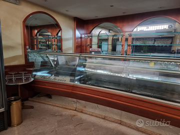 Negozio 140mq su 2 livelli