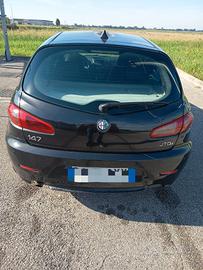 Alfa Romeo 147 1.9 JTDm 120CV - 2006 - 257.000 km