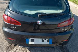 Alfa Romeo 147 1.9 JTDm 120CV - 2006 - 257.000 km