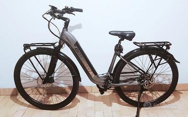 Bicicletta elettrica  BOTTECCHIA BE20