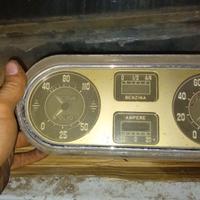 quadro strumenti auto d'epoca 