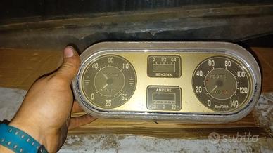 quadro strumenti auto d'epoca 