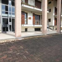 2 LOCALI A LANGHIRANO