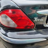 JAGUAR X-TYPE V6 2003 - FARO POSTERIORE SINISTRO