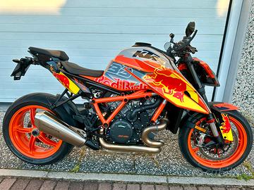 Ktm super duke 1290 R 2025
