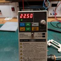 Inverter Omron 3G3MV-A2007 completo di filtro