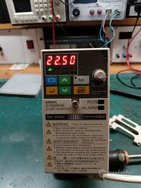 Inverter Omron 3G3MV-A2007 completo di filtro