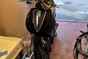 Piaggio Beverly