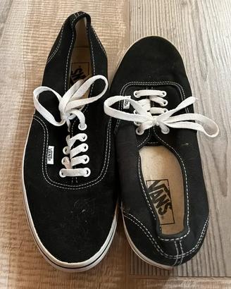 scarpe vans classiche taglia 44 nuove