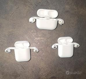 Lotto 3 AirPods con malfunzionamenti