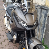 Honda x-adv 750 o S C Â M B Î Ô